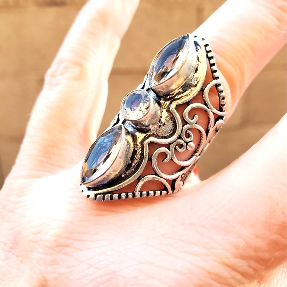 New White Topaz 925 Silver Statement Ring. - Picture 2 of 11